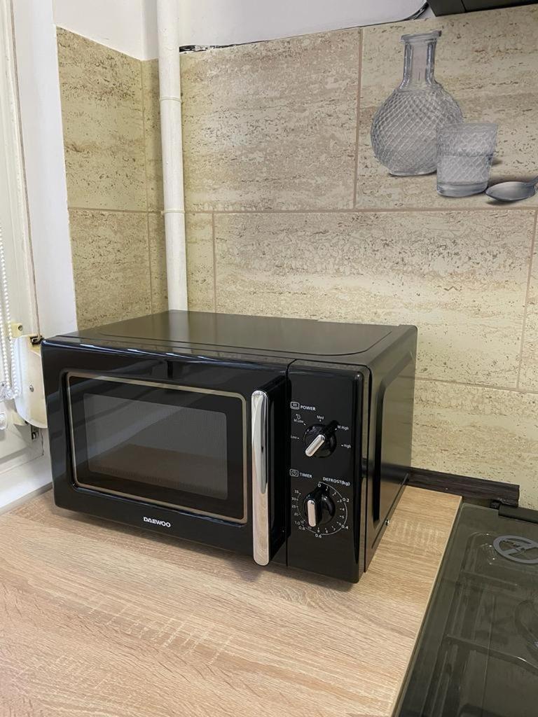Mav Bucharest Apartment Bagian luar foto